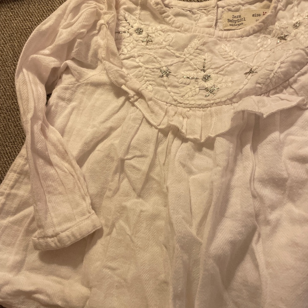 Zara blouse with embroidery and silver details